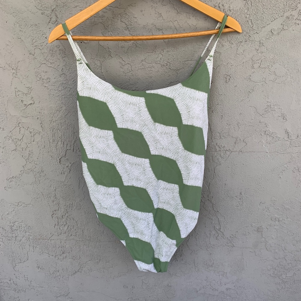 NWT Aerie One Piece Swimsuit SZ XL